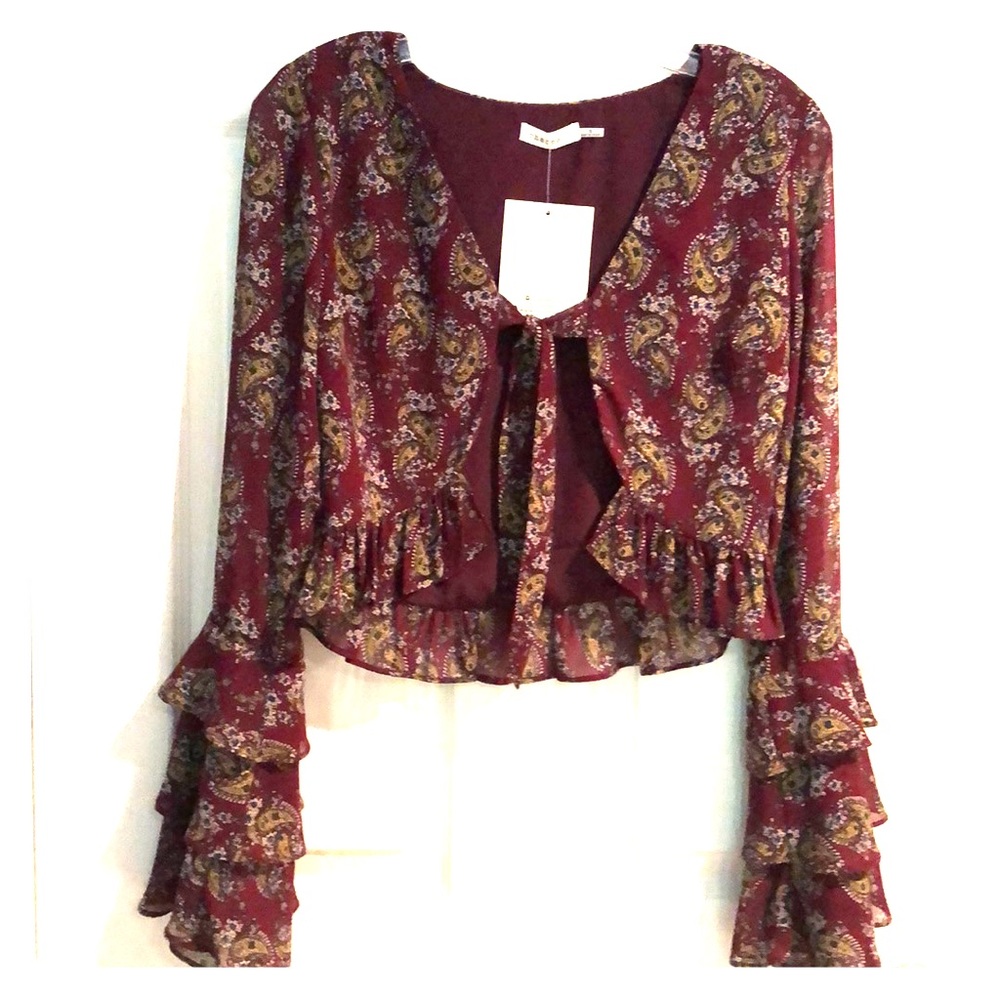 Beautiful Front Tie Crop Blouse 🌺